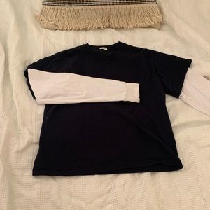 Brandy Melville Short/long sleeve top